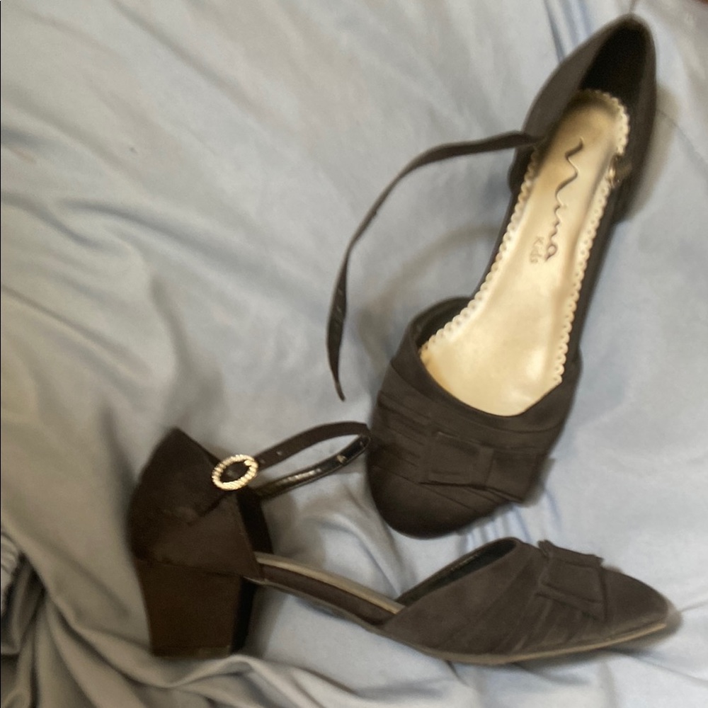 Nina Black Pointed-Toe Slingback Heels